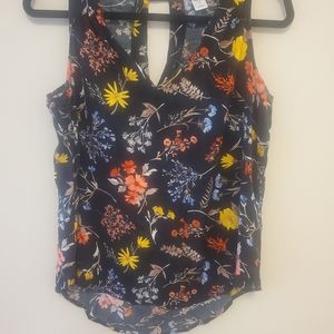 Old Navy, size medium, v-neck tank top